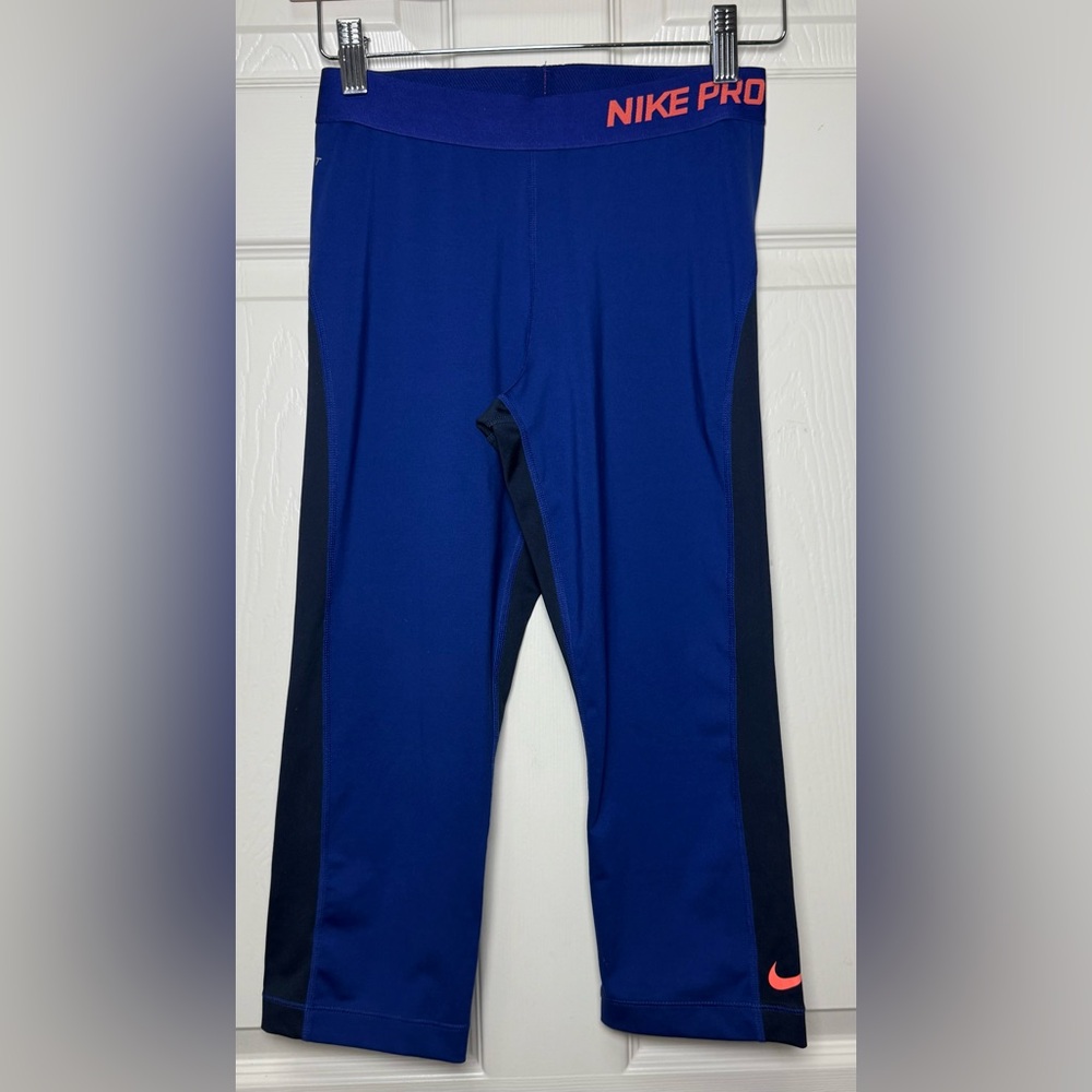 Nike Pro DriFit Blue and Black Leggings/ Capri